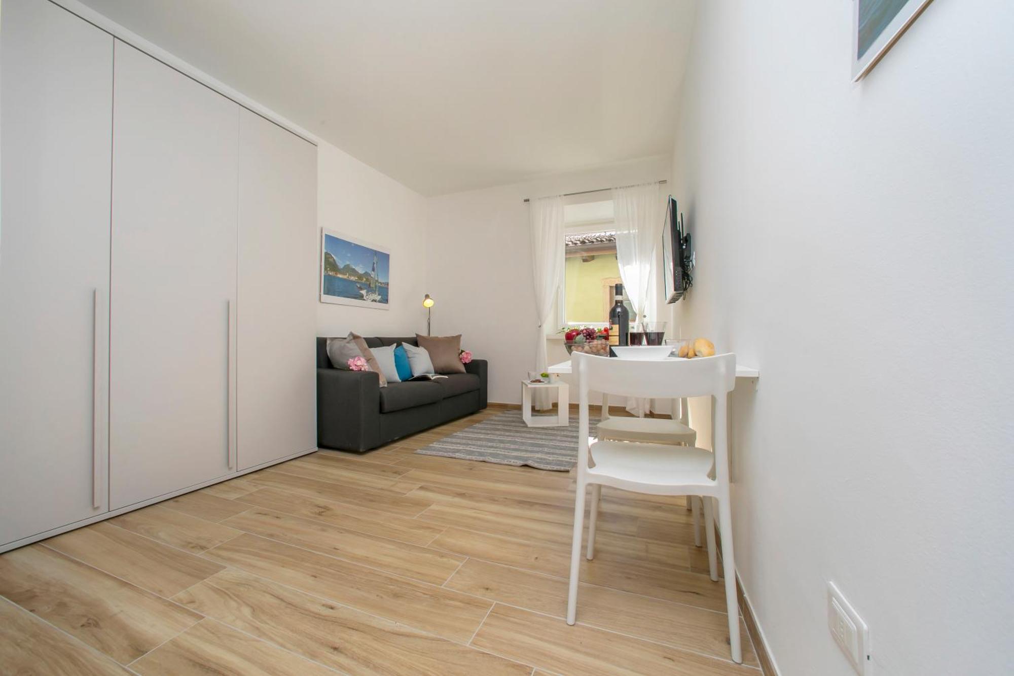 Nido Sui Tetti Di Riva Del Garda - Happy Rentals Buitenkant foto