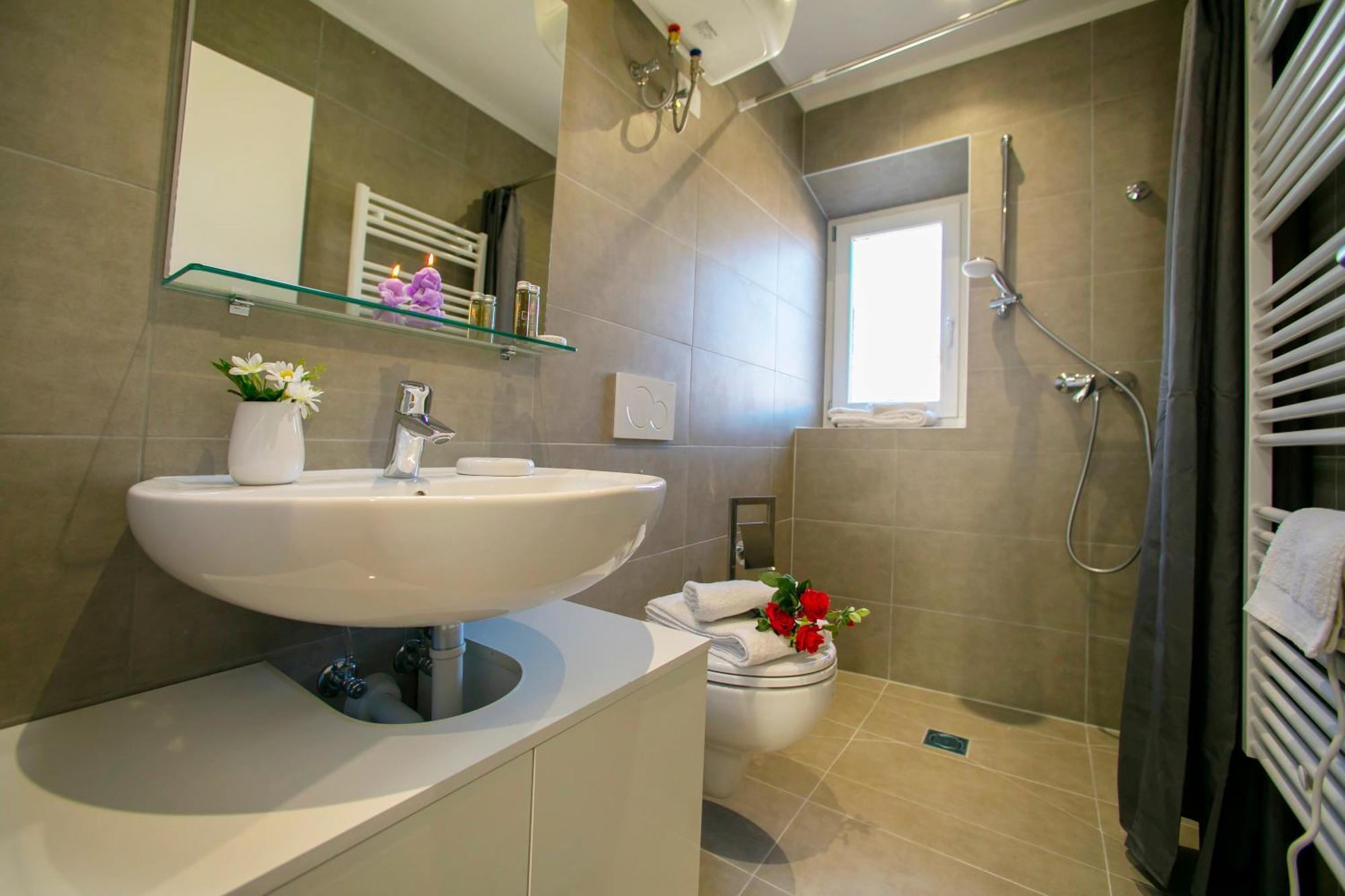 Nido Sui Tetti Di Riva Del Garda - Happy Rentals Buitenkant foto